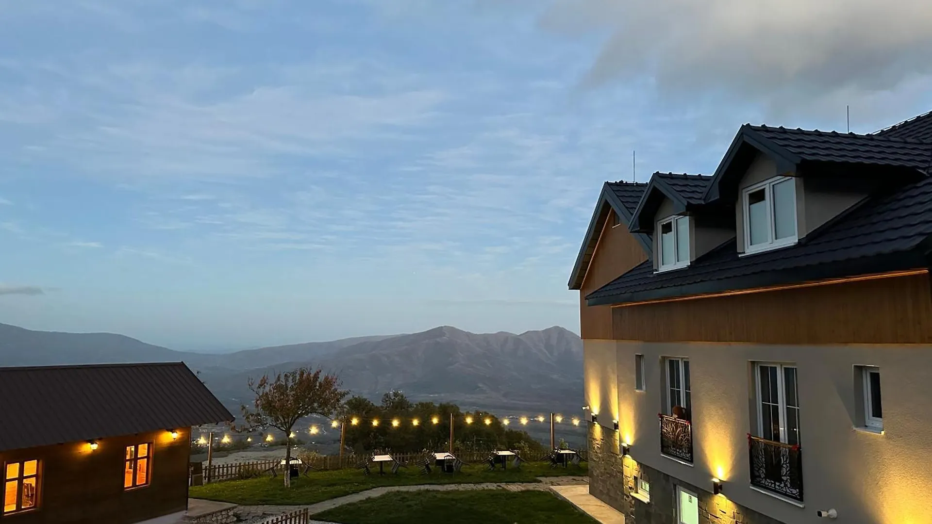 ***  Chestnut Hill Hotel Bajram Curri Albania