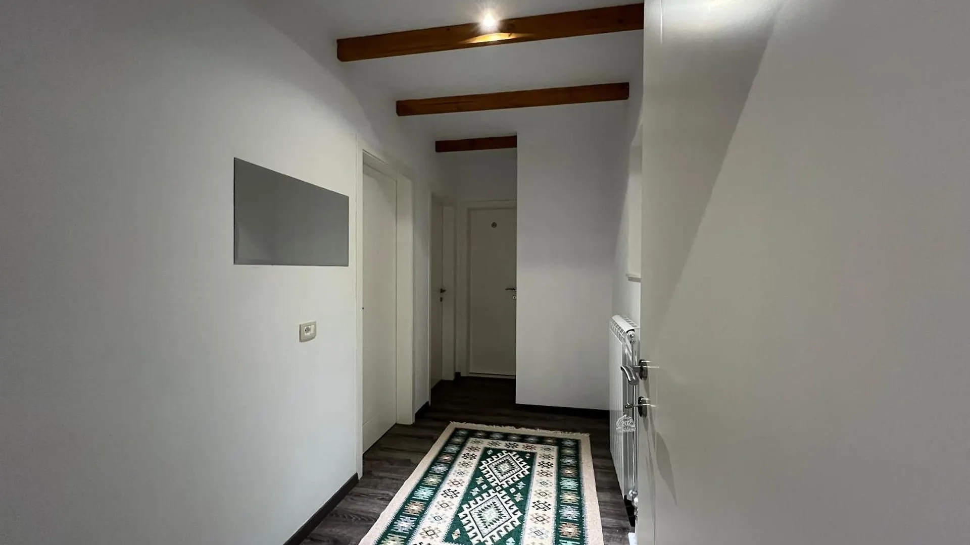 ***  Hotel Chestnut Hill à Bajram Curri Albanie