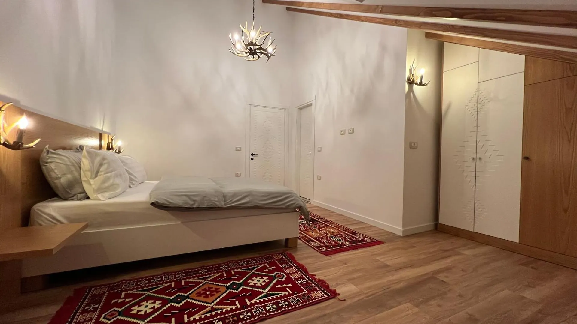 Hotel Chestnut Hill à Bajram Curri Albanie
