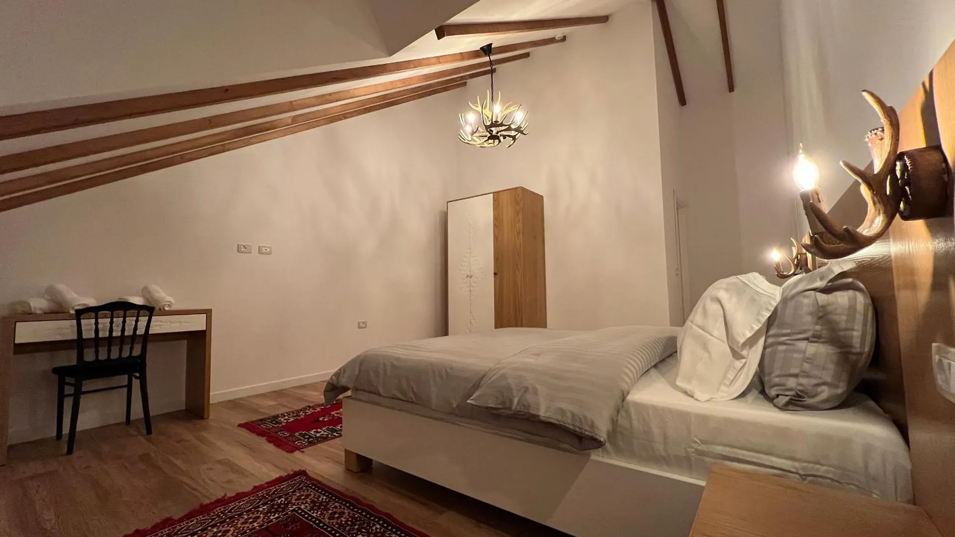 Hotel Chestnut Hill à Bajram Curri
